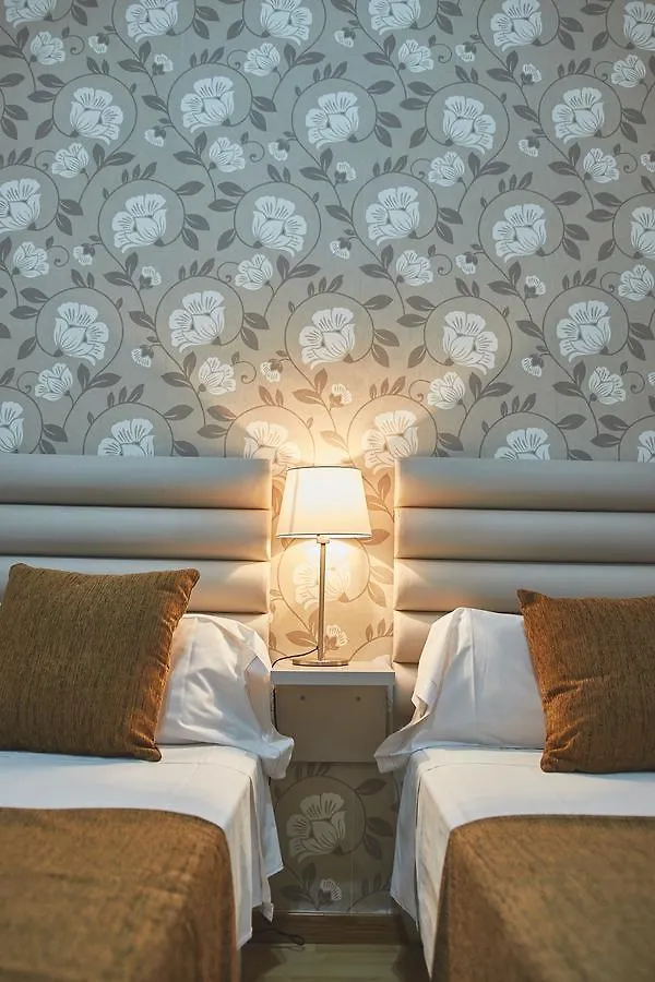 Alcam Calabria Apartment Barcelona Spain